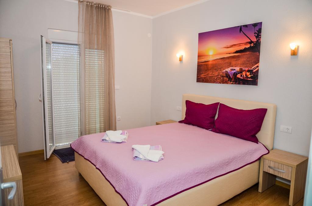 Apartments Paradise 울친 외부 사진