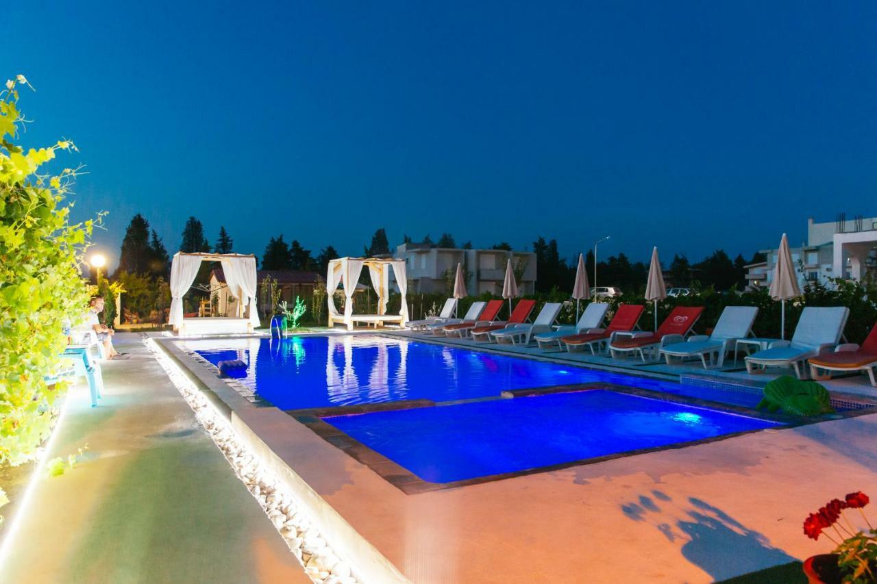 Apartments Paradise 울친 외부 사진