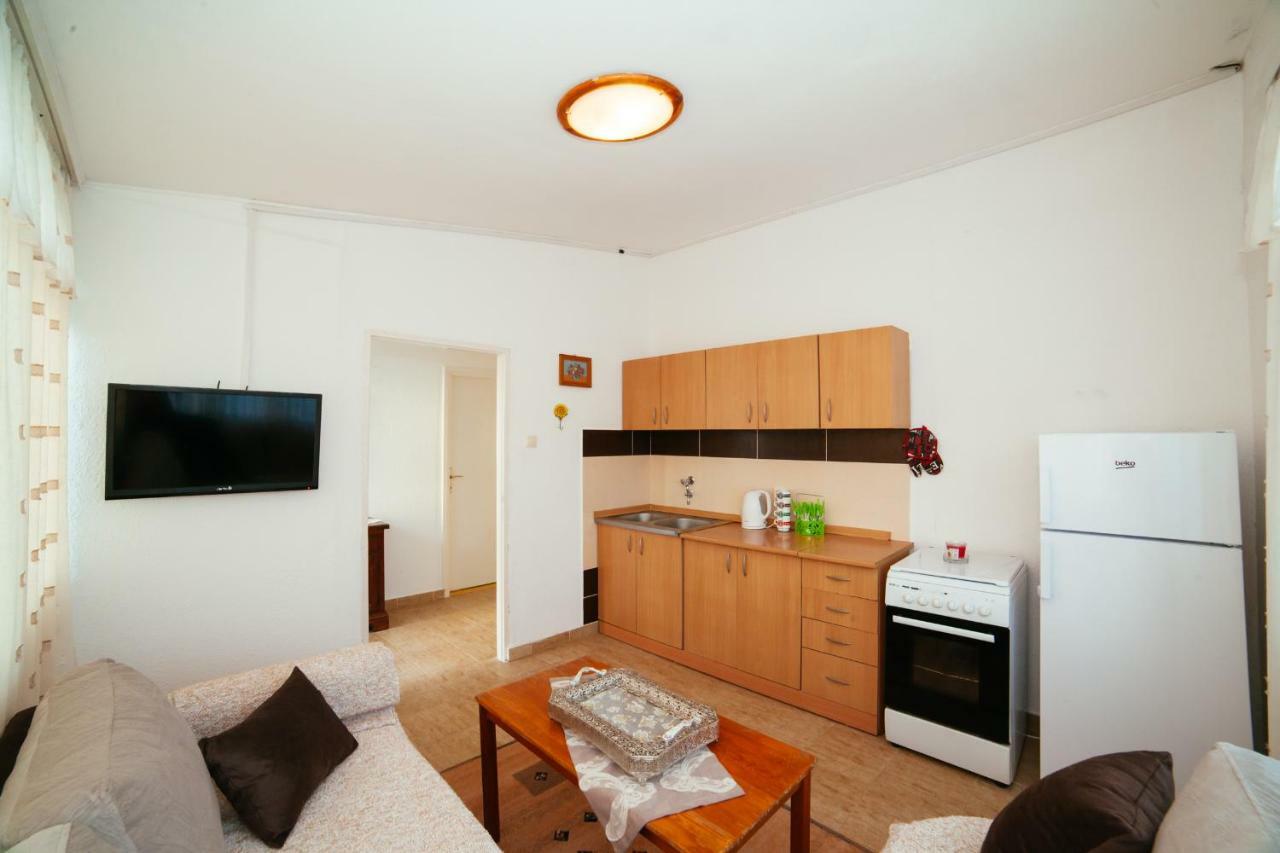 Apartments Paradise 울친 외부 사진