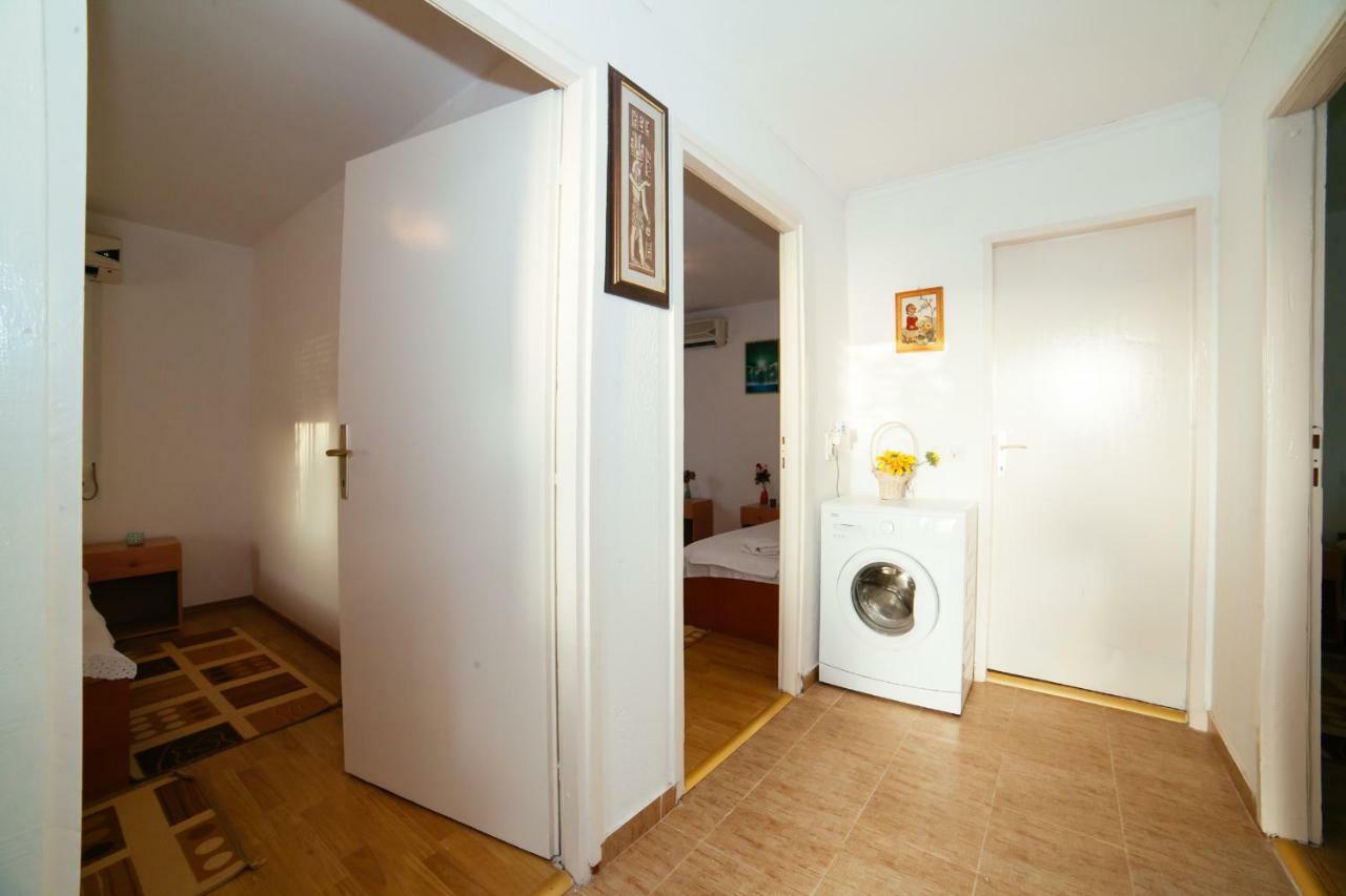 Apartments Paradise 울친 외부 사진
