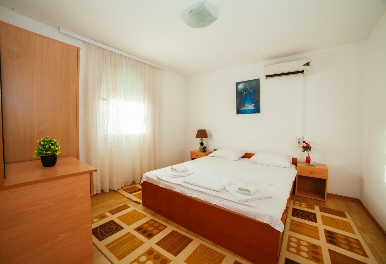 Apartments Paradise 울친 외부 사진