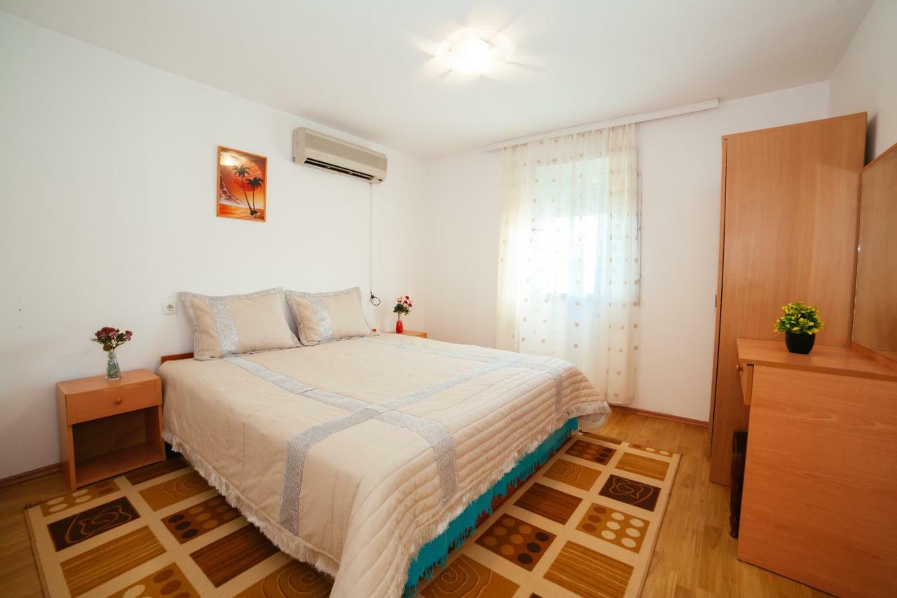 Apartments Paradise 울친 외부 사진